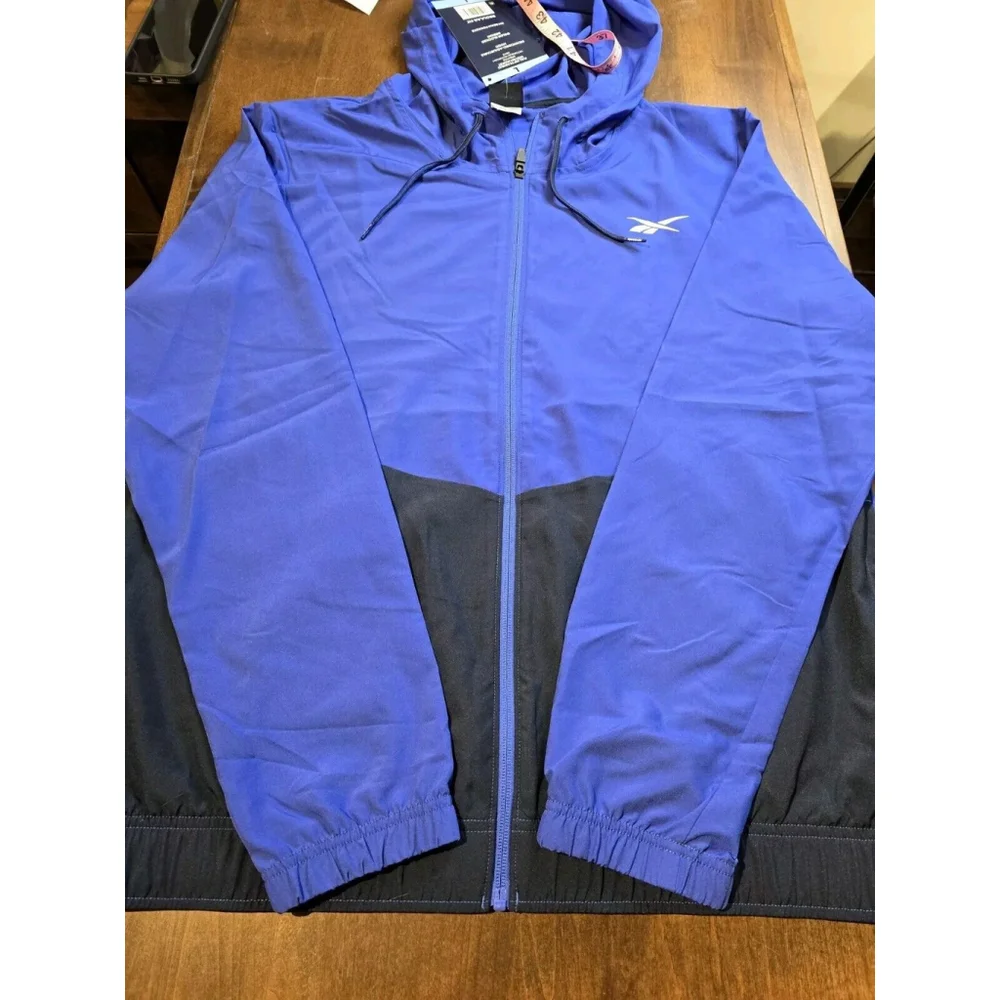 Reebok Men's Color Blocked Design Training Woven Full Zip Jackets Large